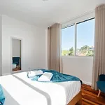 Vila Johns By Homie Canhas