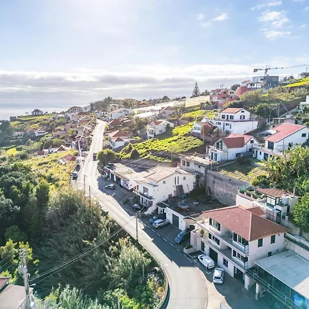 Johns By Homie Villa