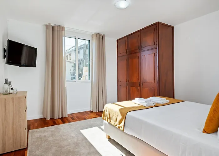 Villa Johns By Homie Canhas